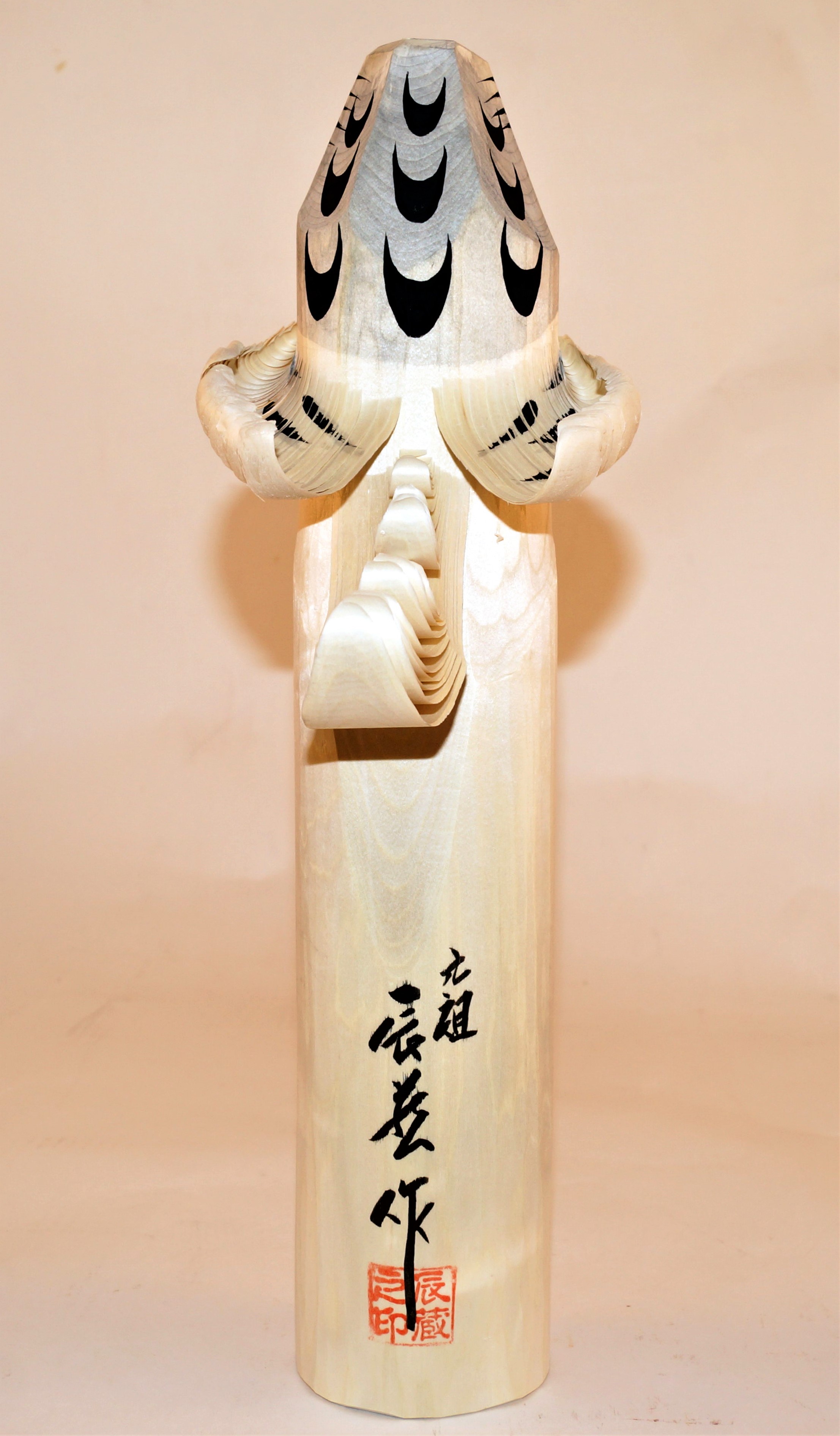日本山形縣知事吉村美栄子致贈-傳統特色木雕擺飾相關照片