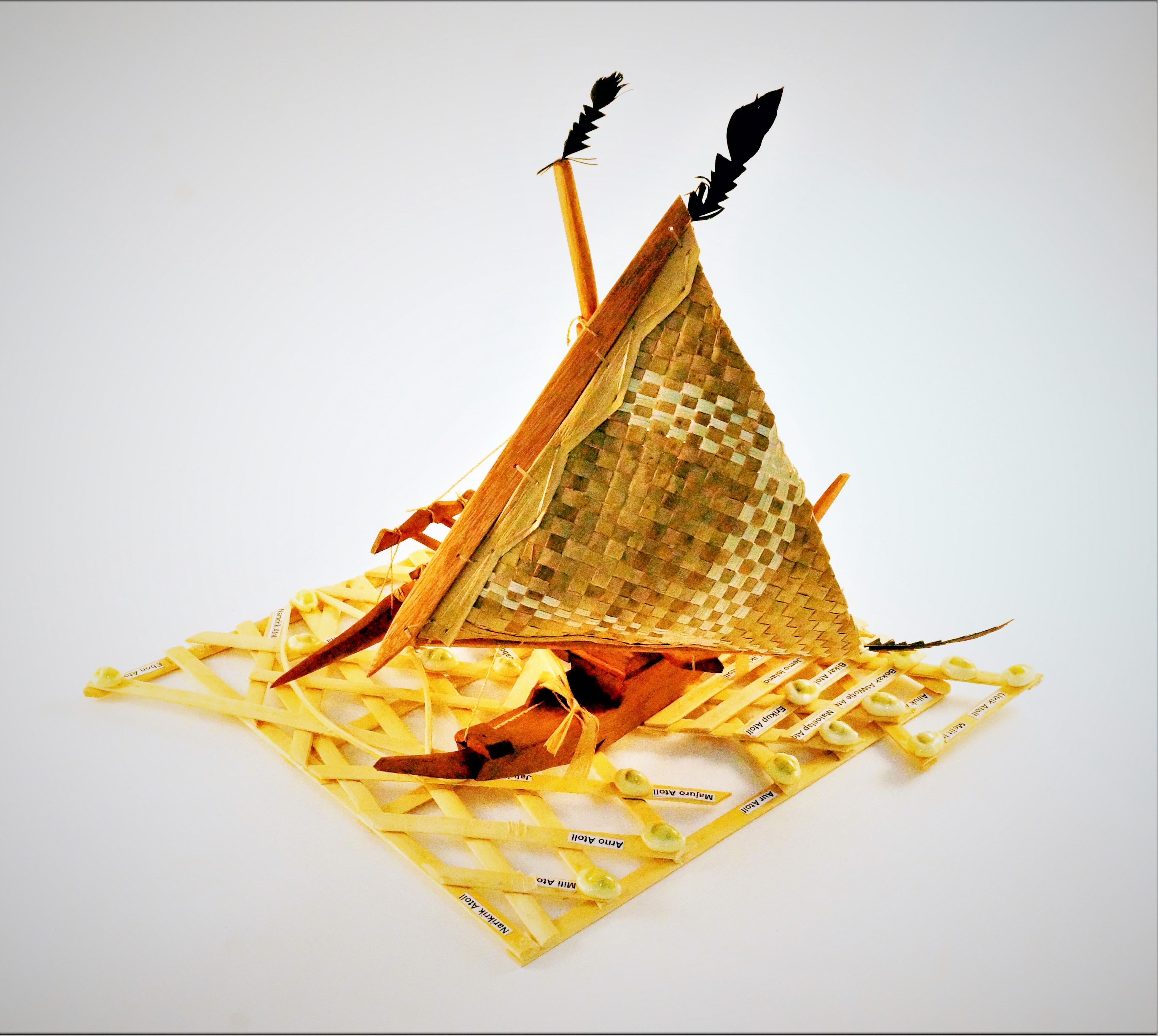 馬紹爾群島共和國總統羅亞克致贈-古帆船手工藝品相關照片