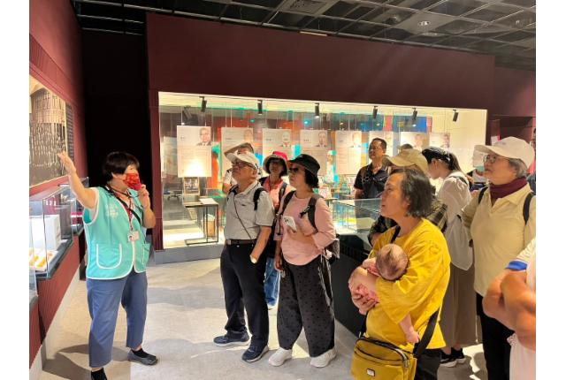 社團法人新北市愛鄉協會一行參觀博物館	活動照片