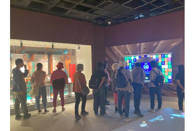 台南市東山區東河社區一行參觀博物館活動照片